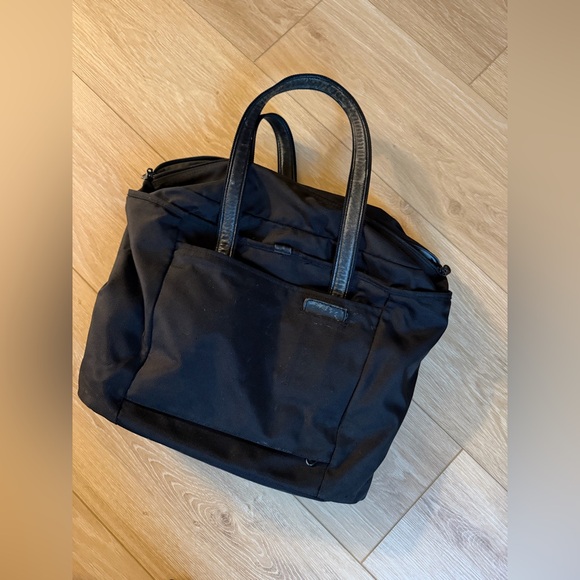 Briggs & Riley Baseline Tote - Picture 3 of 8